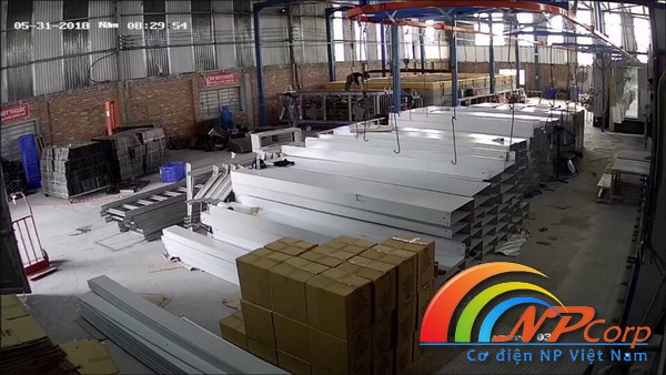 Xưởng sơn tĩnh điện thang máng cáp NP Xưởng sơn tĩnh điện thang máng cáp NP