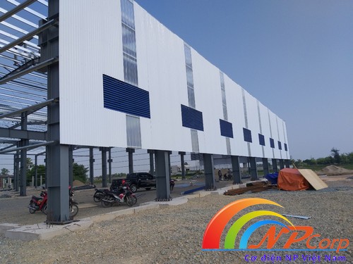 Cửa chớp tôn nhà xưởng Cửa chớp tôn nhà xưởng